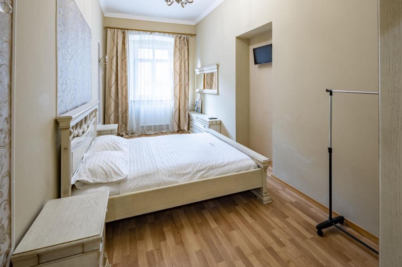 Romari Сербська 9 Apartamento Lviv Exterior foto